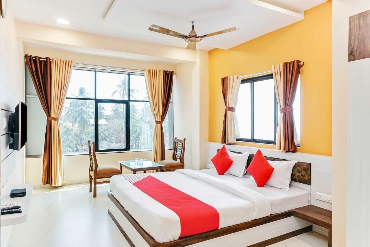Oyo 29634 Hotel Navalai Pride Ratnāgiri Exteriör bild
