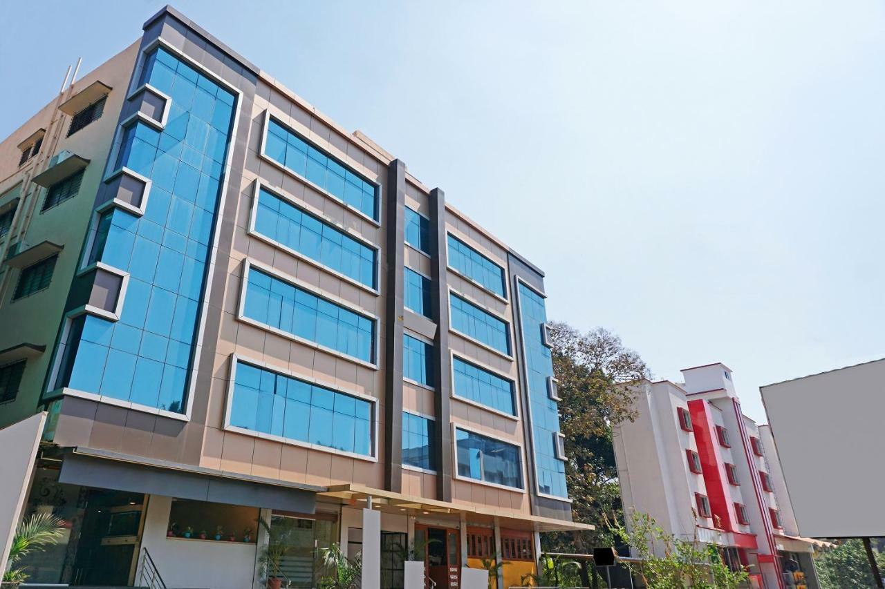 Oyo 29634 Hotel Navalai Pride Ratnāgiri Exteriör bild