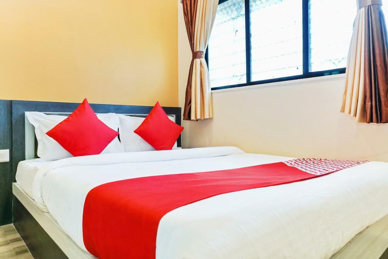 Oyo 29634 Hotel Navalai Pride Ratnāgiri Exteriör bild
