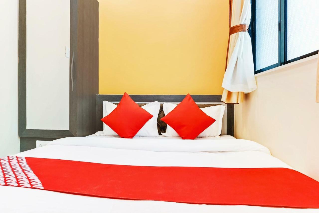 Oyo 29634 Hotel Navalai Pride Ratnāgiri Exteriör bild