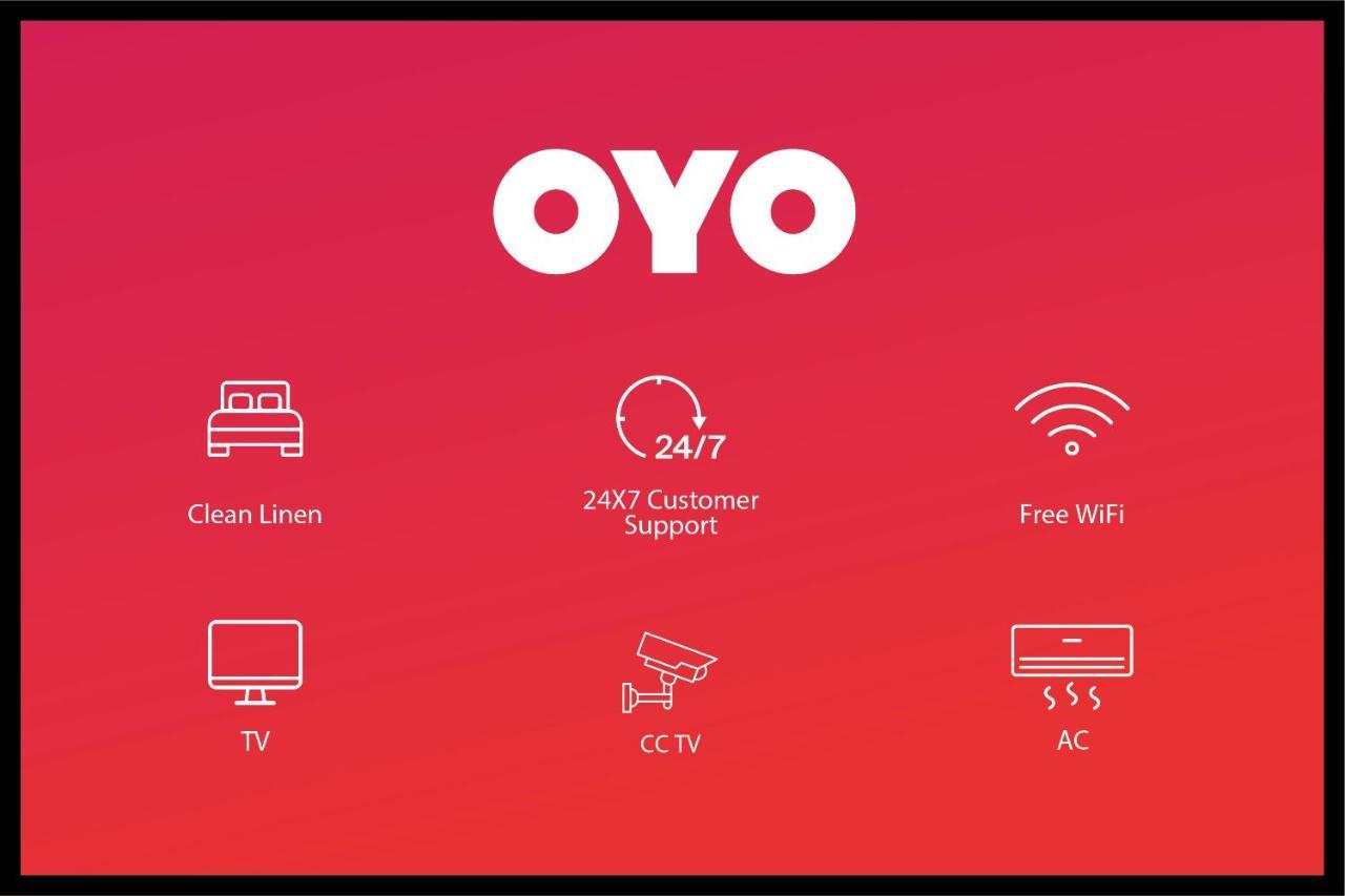 Oyo 29634 Hotel Navalai Pride Ratnāgiri Exteriör bild